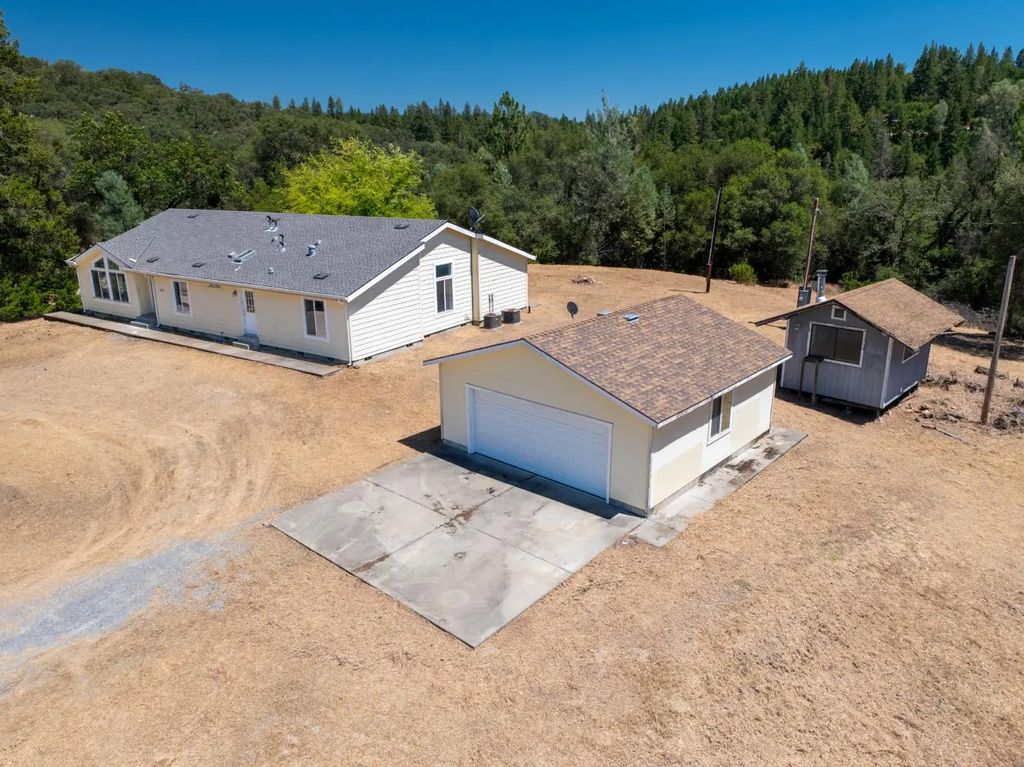 7071 Bayne Road, Placerville