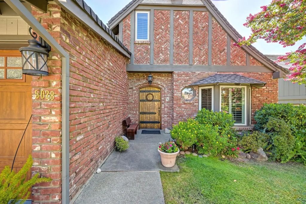 5028 Big Canyon Lane, Fair Oaks