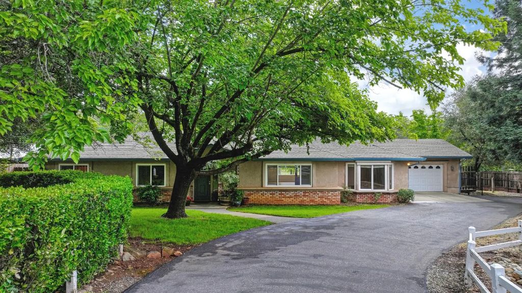 2230 Wildberry Lane, Auburn