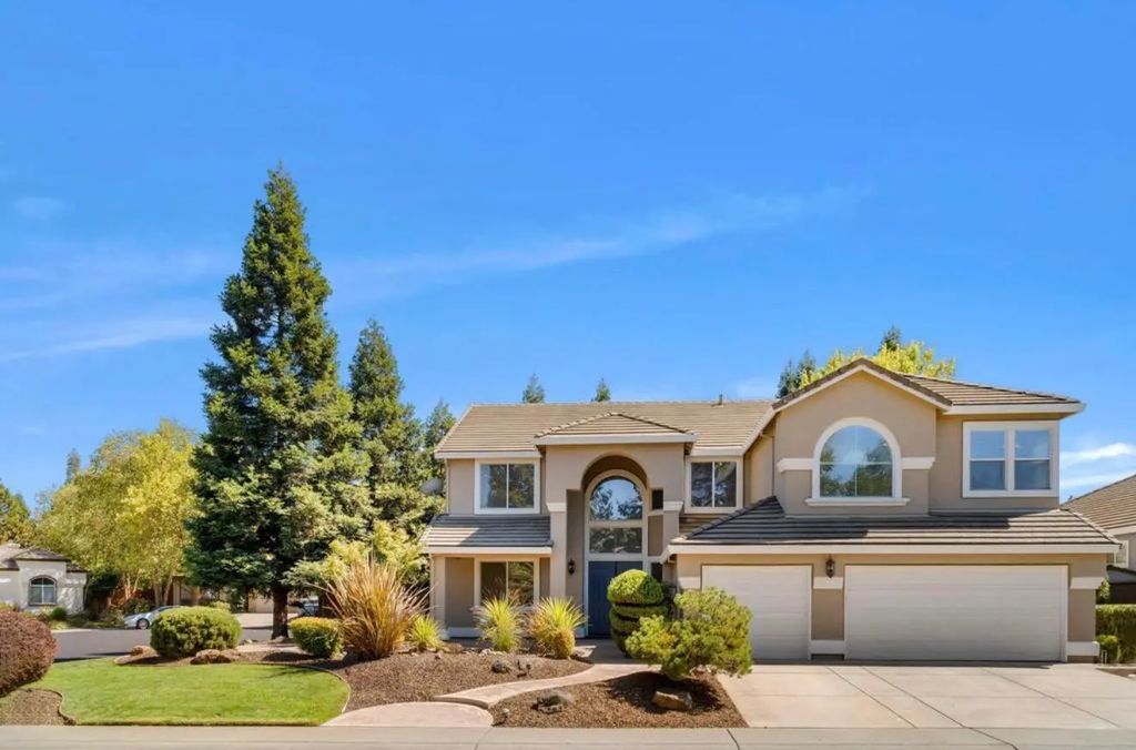 3240 Hopscotch Way, Roseville