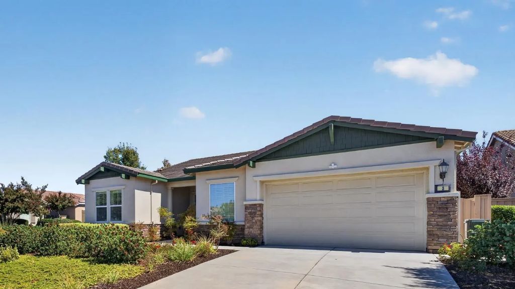 3 Calatabiano Place, Sacramento