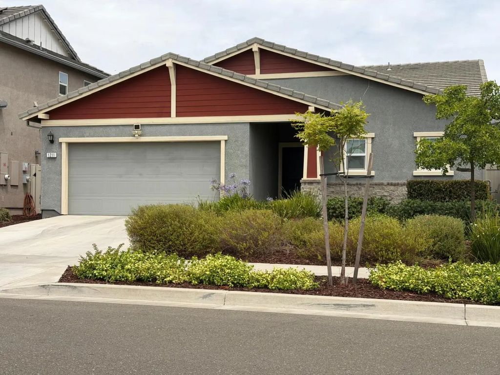 1211 Willow Hill Avenue, Sacramento