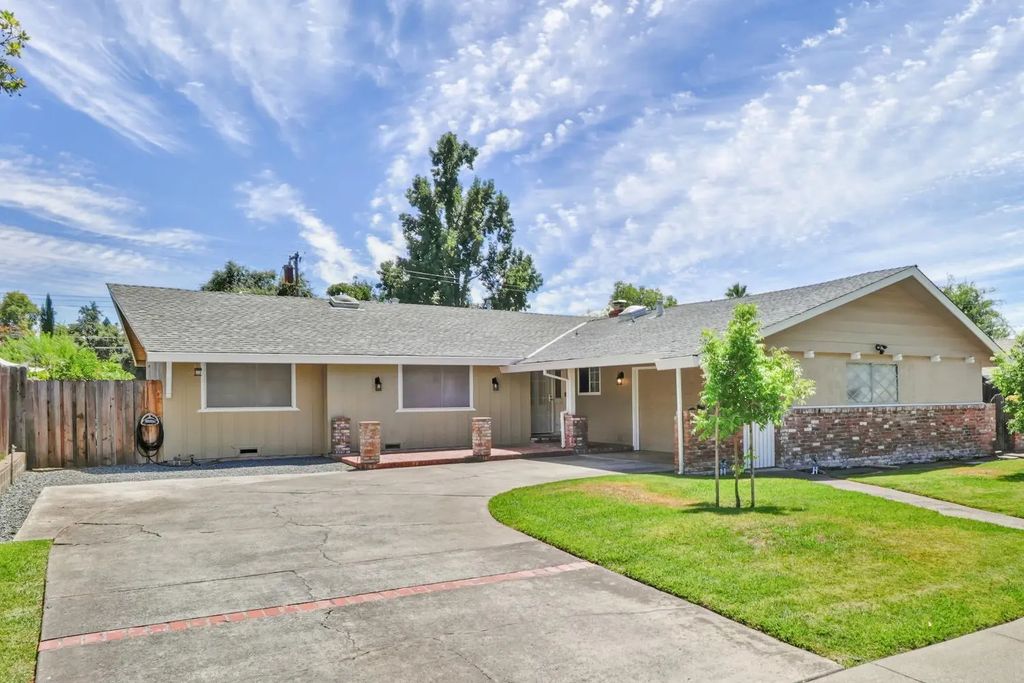 6616 Pepperwood Way, Carmichael