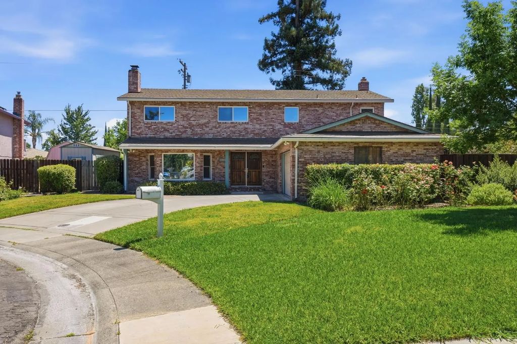 7401 Hollyhock Court, Citrus Heights