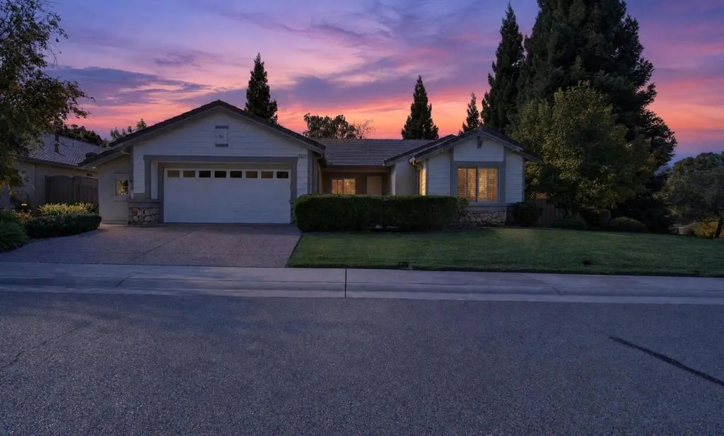 2621 Woodacre Lane, Lincoln