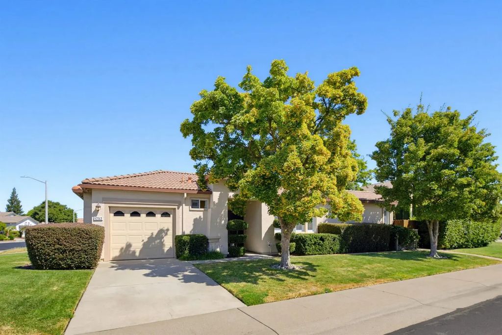 1252 Formby Way, Roseville