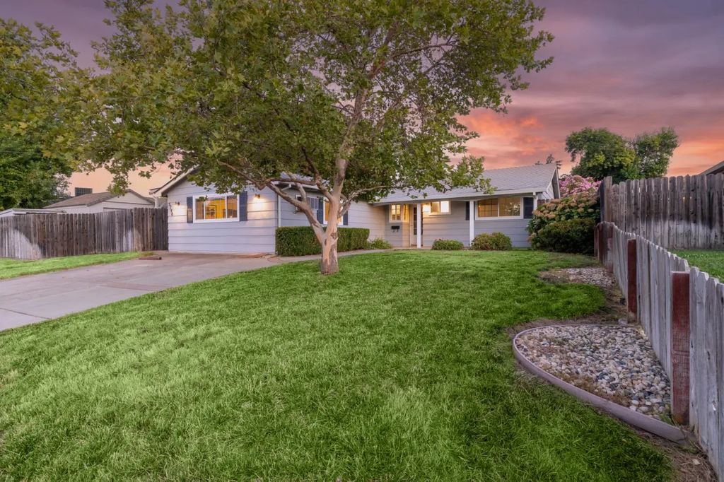 5790 Cada Circle, Carmichael