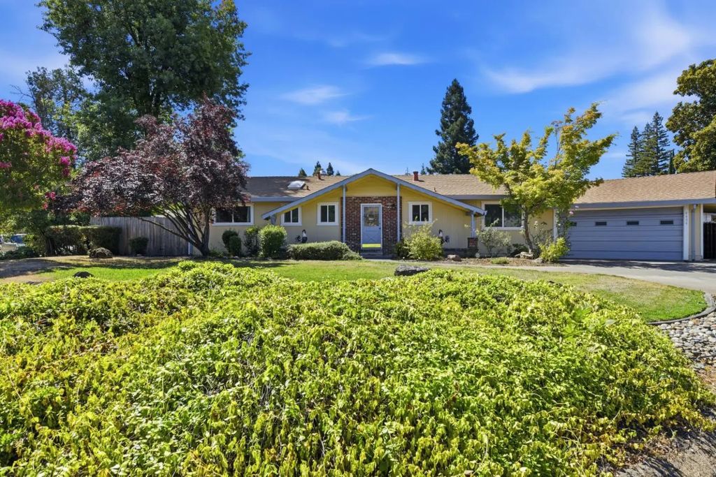 4454 Las Encinitas Drive, Fair Oaks