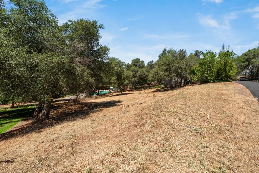 0 Colonial Drive, Auburn