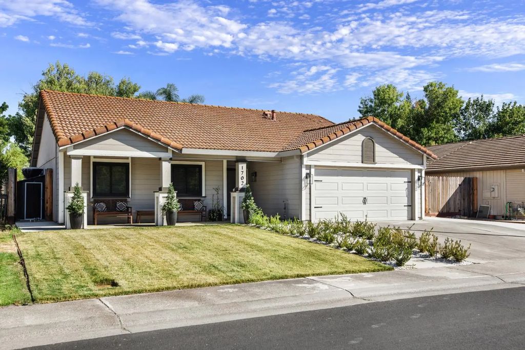 1702 Calle Campana Drive, Roseville