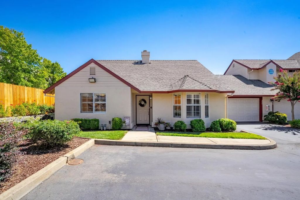 3858 Olivebranch Lane, Carmichael