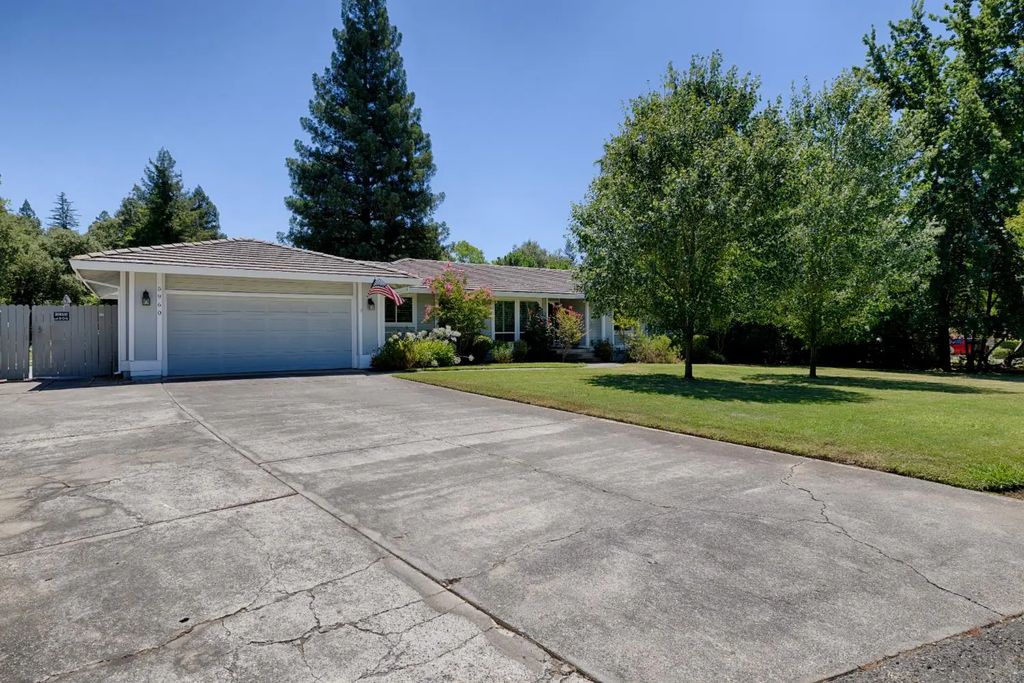 5960 Long Acres Ct, Fair Oaks