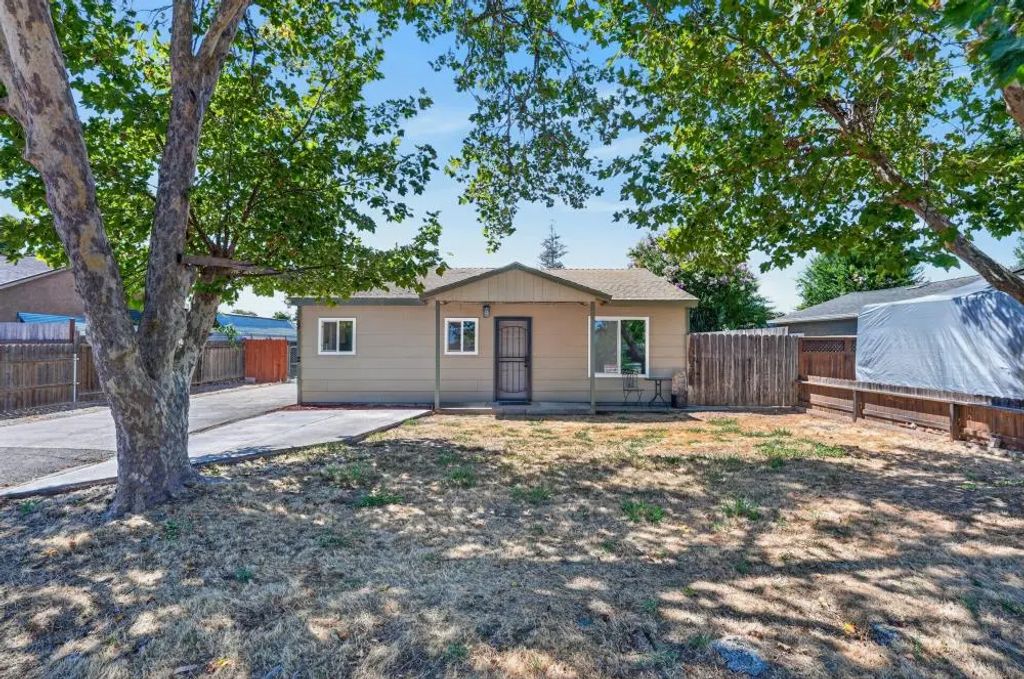 9436 Pershing Avenue, Orangevale