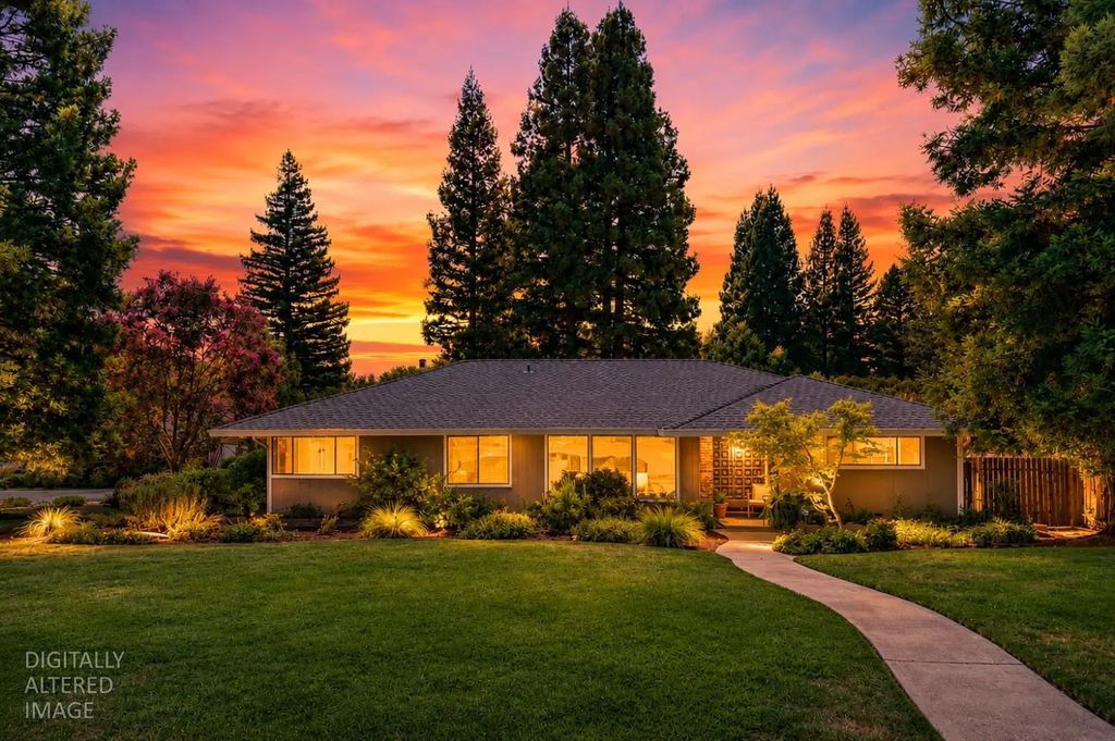 8810 Curragh Downs Drive, Fair Oaks
