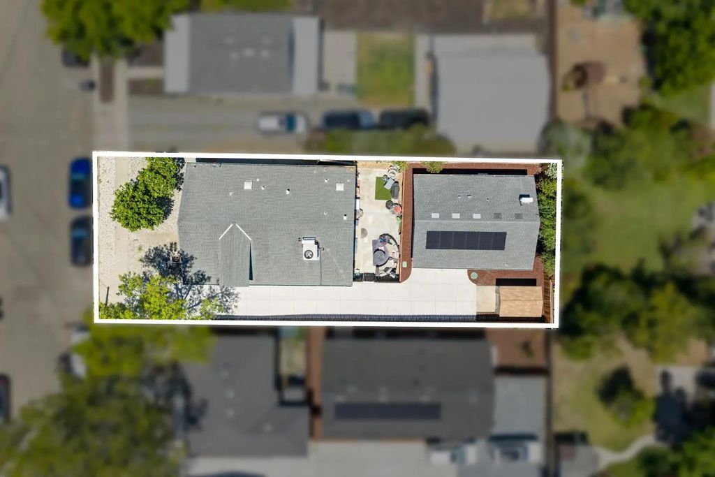 126 Birch Street, Roseville