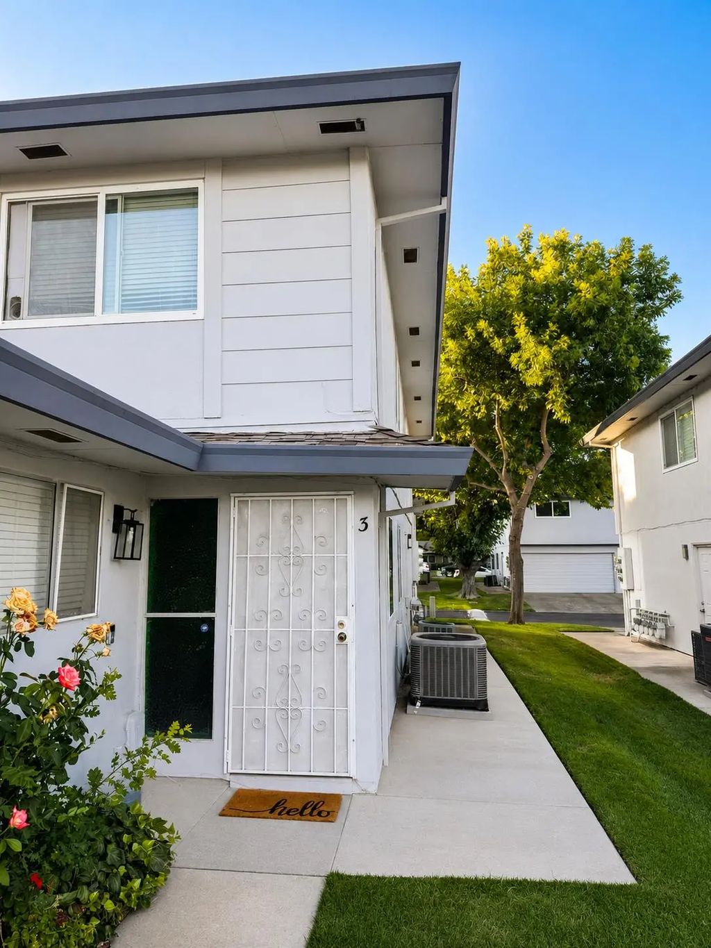 8947 El Mirador Drive 3, Elk Grove