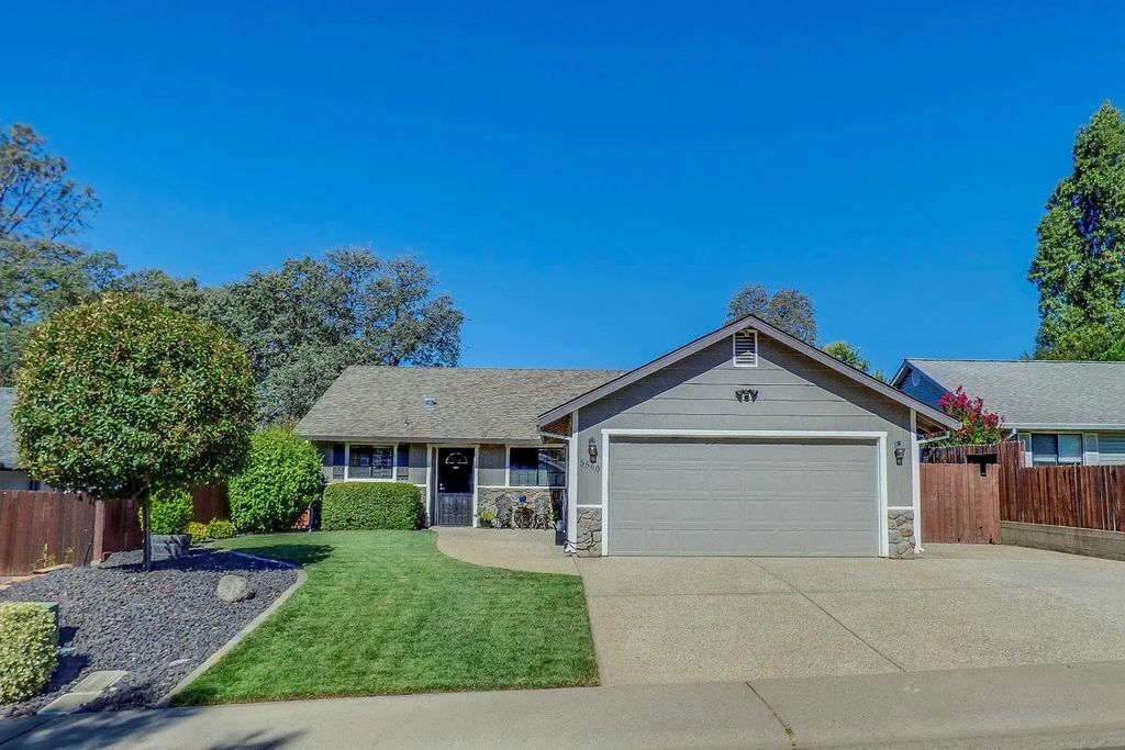 5560 Crossbill Lane, El Dorado