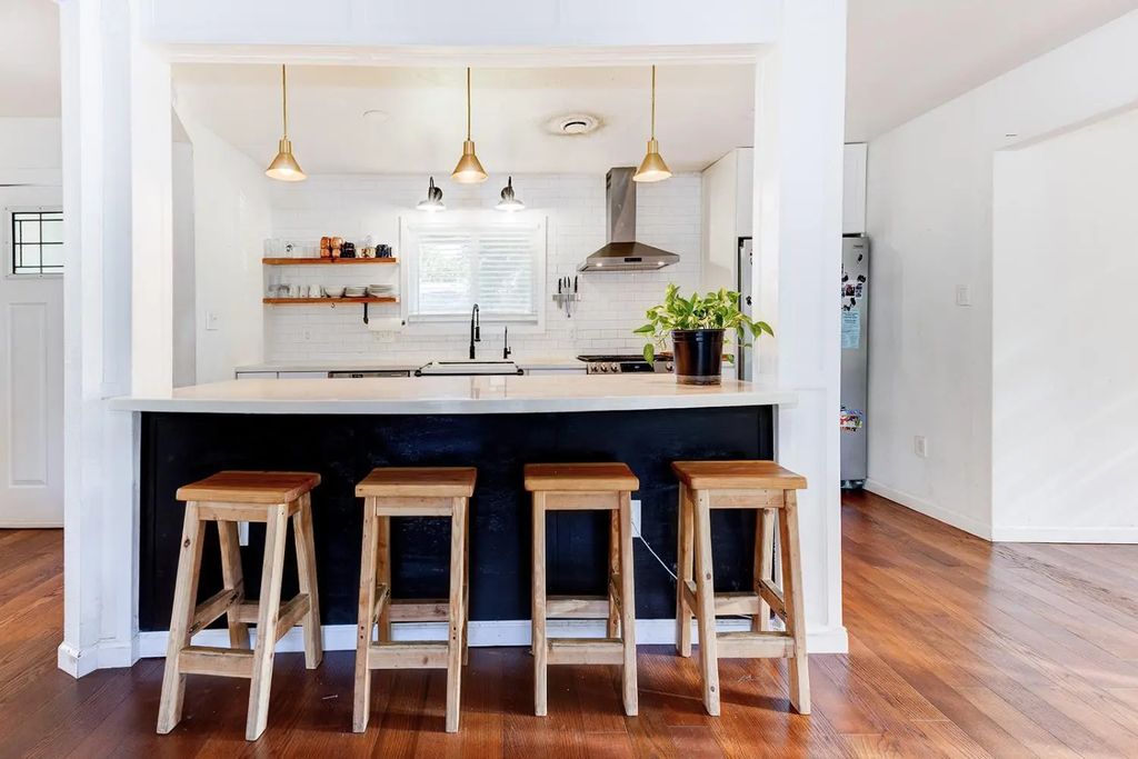 3216 Churchill Road, Sacramento