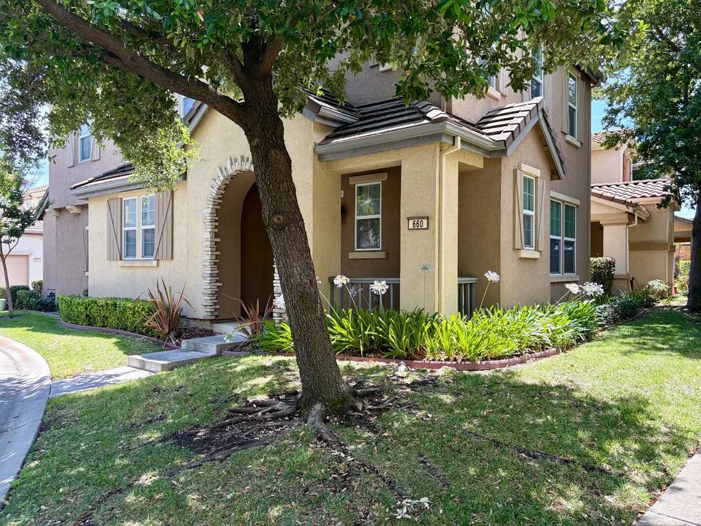660 Wapello Circle, Sacramento