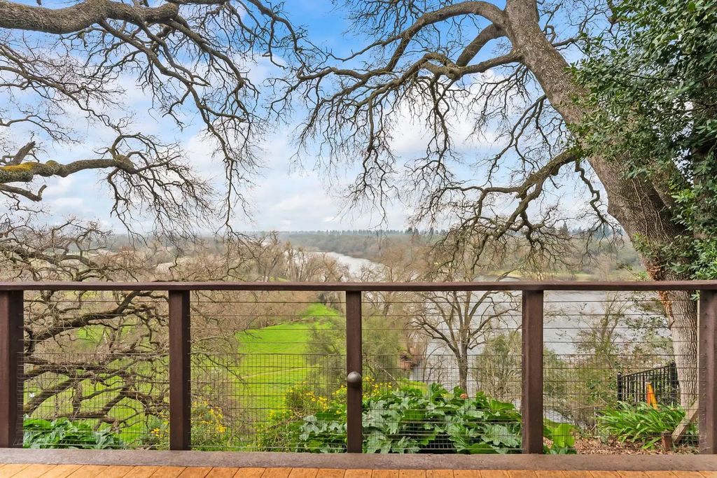 8218 Finisterre Court, Fair Oaks