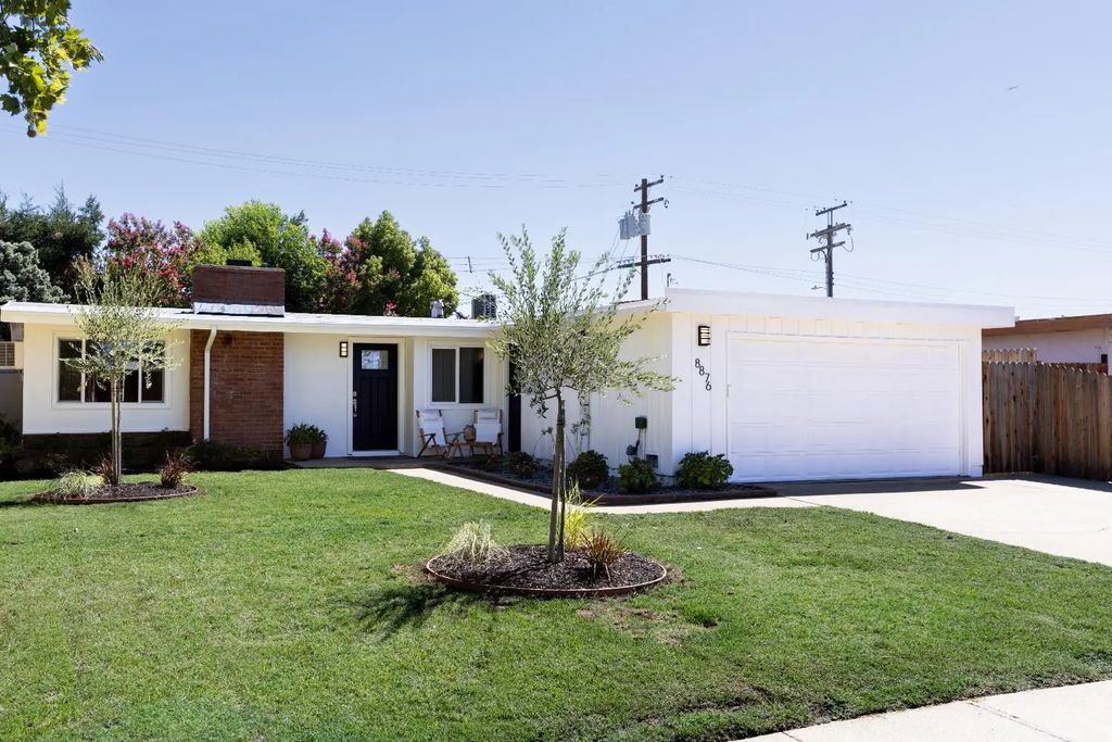 8876 Elk Way, Elk Grove