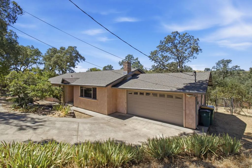 1820 Heather Hill Road, Placerville