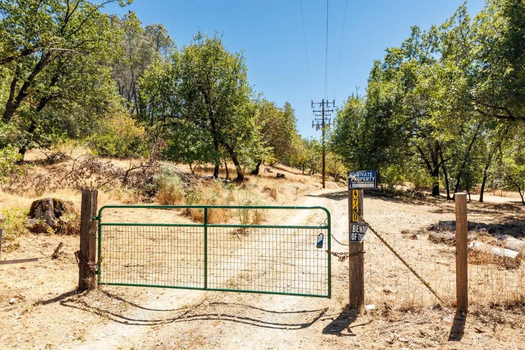 4740 Sand Ridge Road, Placerville