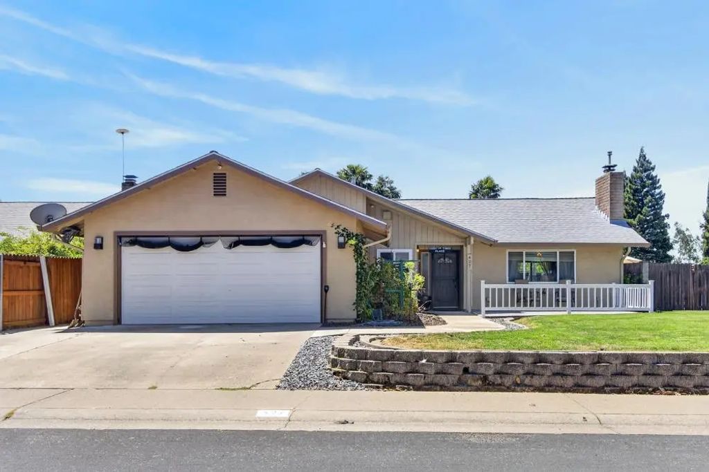 427 Dawnridge Road, Roseville