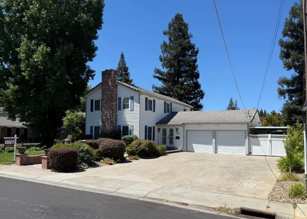 9500 Batey Avenue, Elk Grove