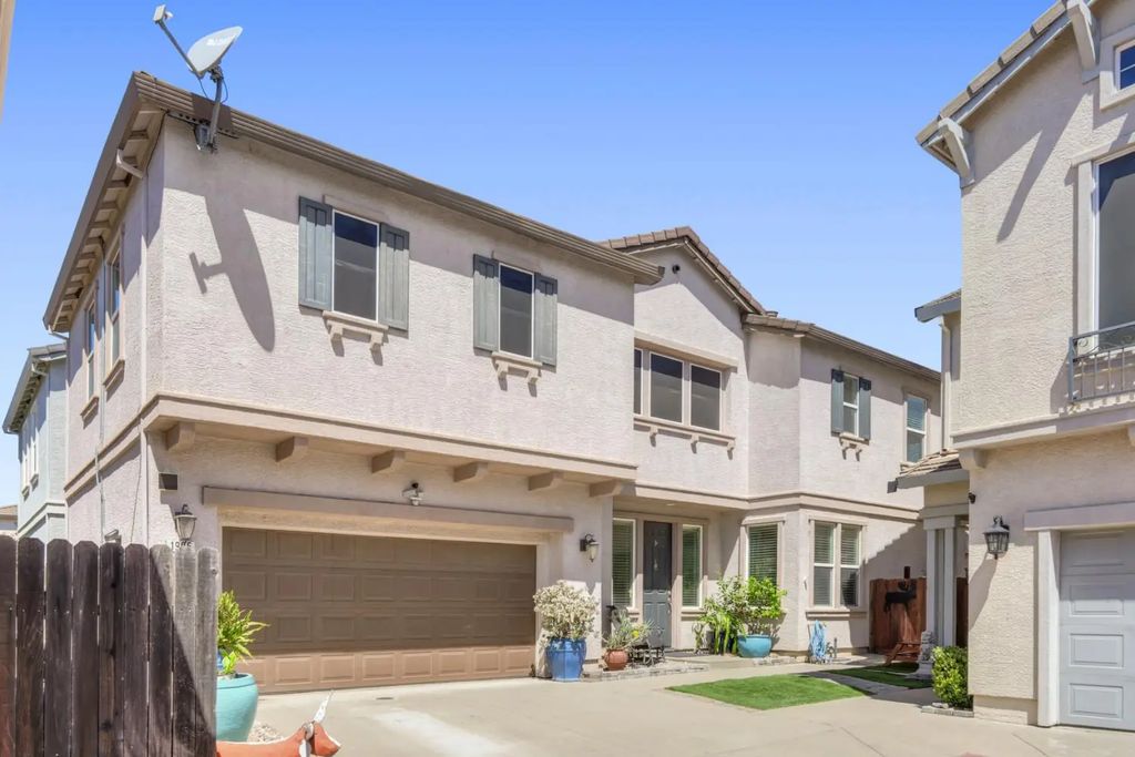 1905 Mammoth Way, Sacramento