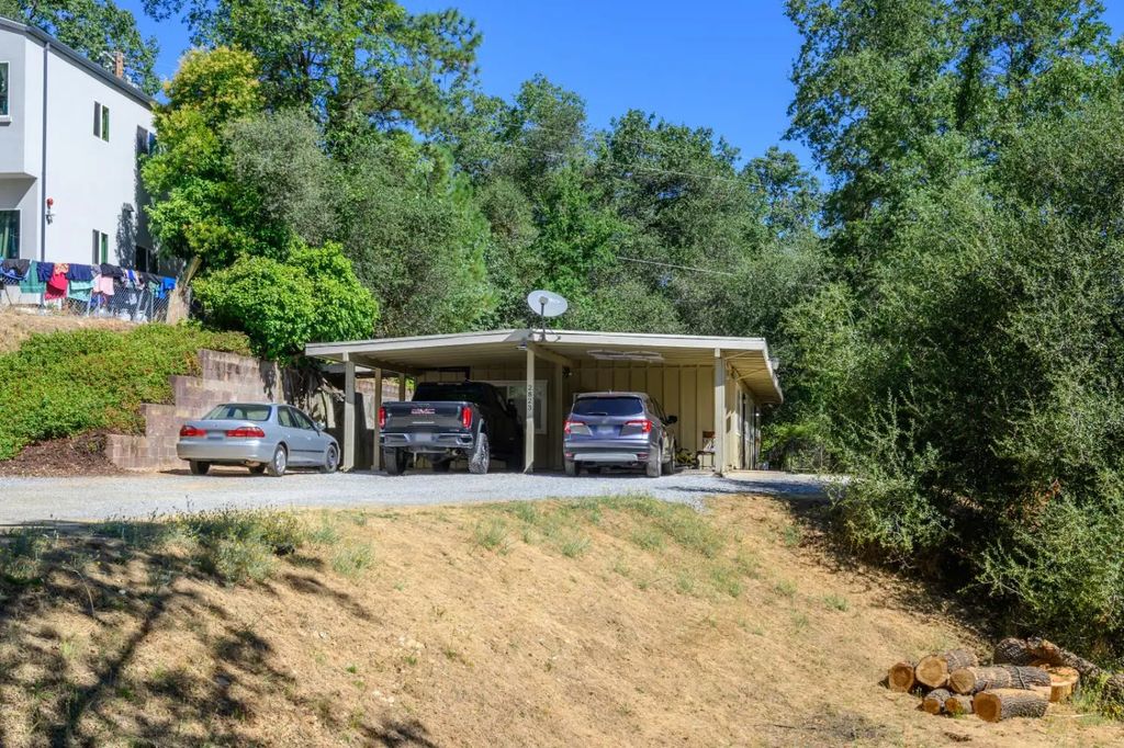 2823 Manor Drive, Placerville