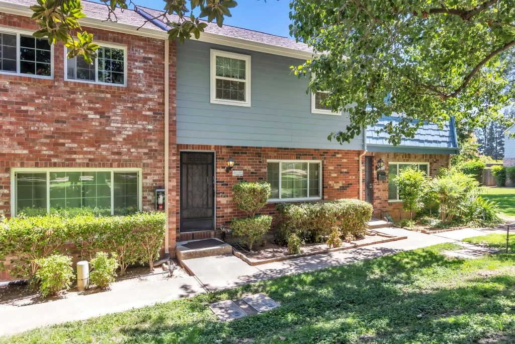 4030 Knoll Top Court, Carmichael