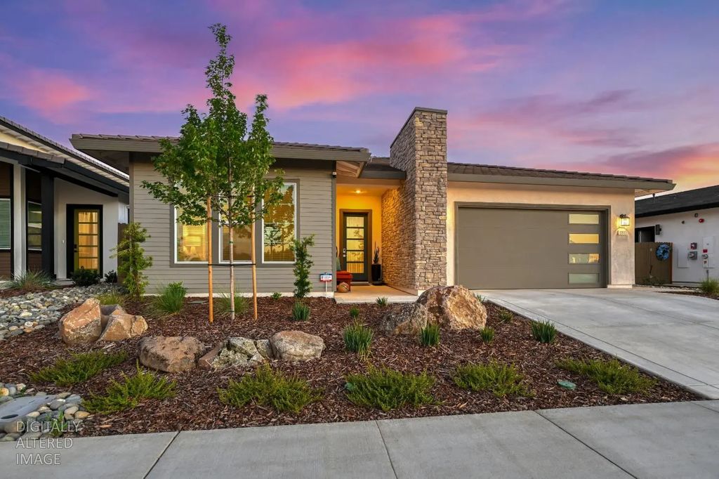 8993 Elliott Springs Drive, Elk Grove