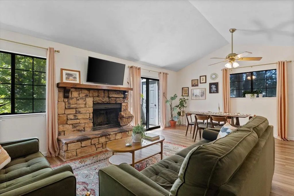 7409 Auburn Oaks Court H, Citrus Heights