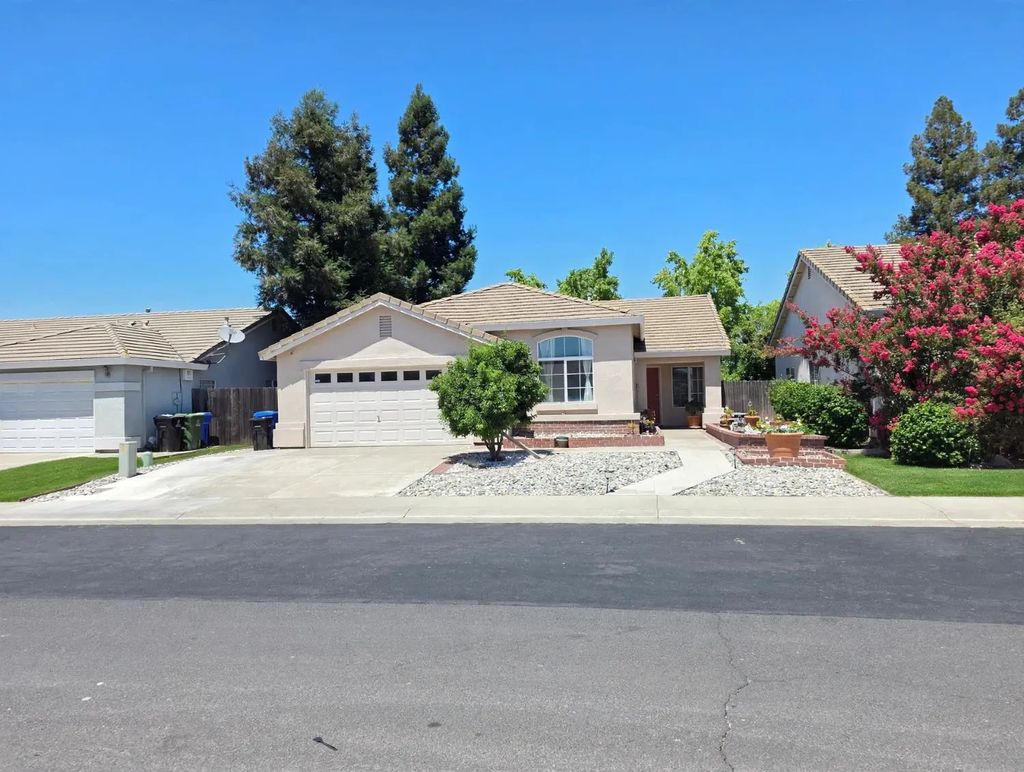 9009 Bungalow Way, Elk Grove