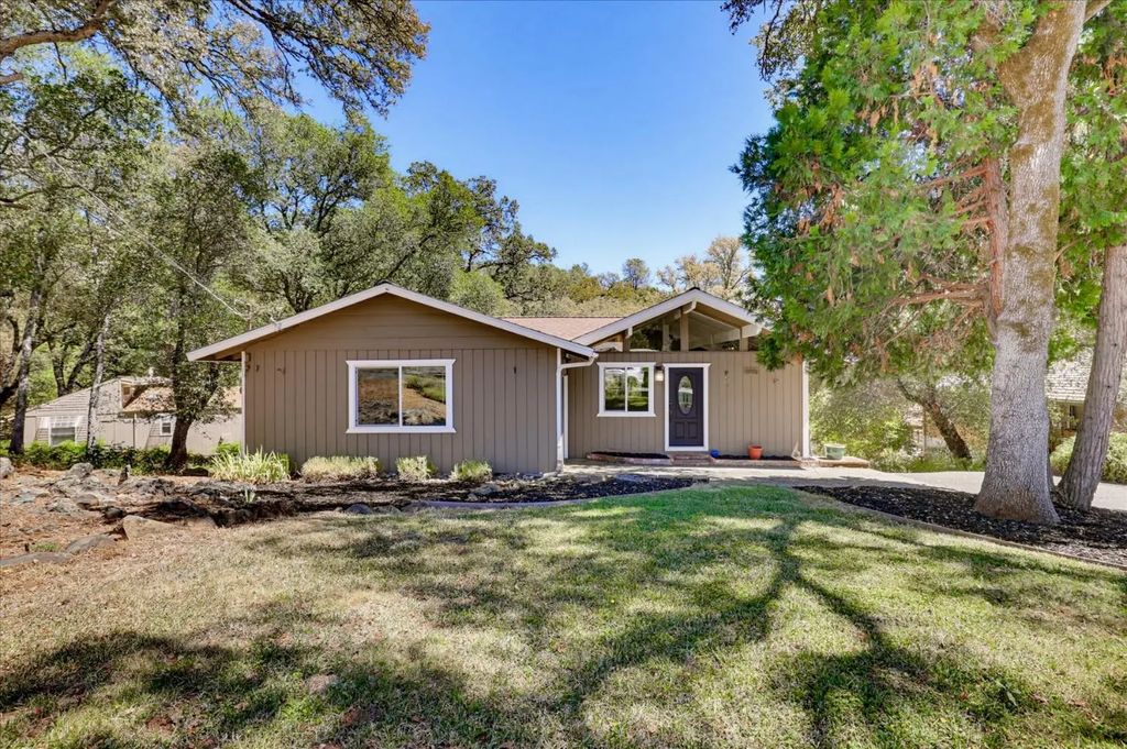 11969 Walnut Court, Auburn