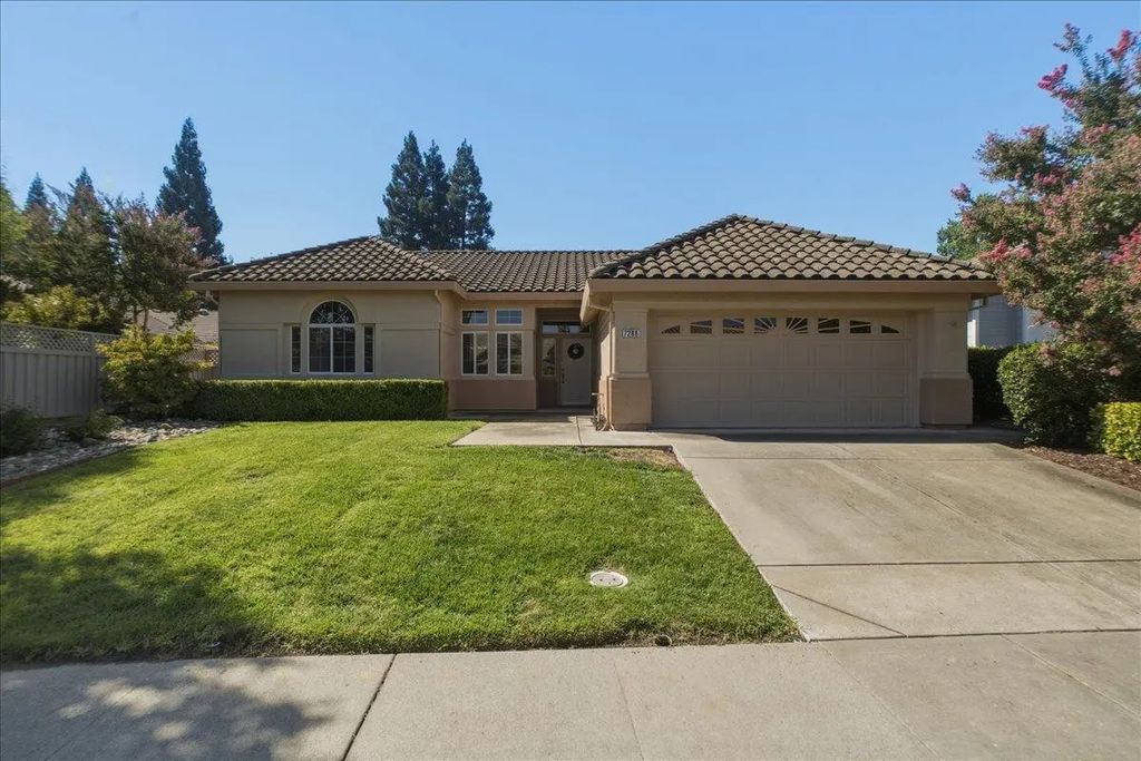 7288 Pineschi Place, Roseville