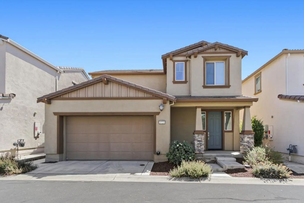 3723 Po River Way, Sacramento