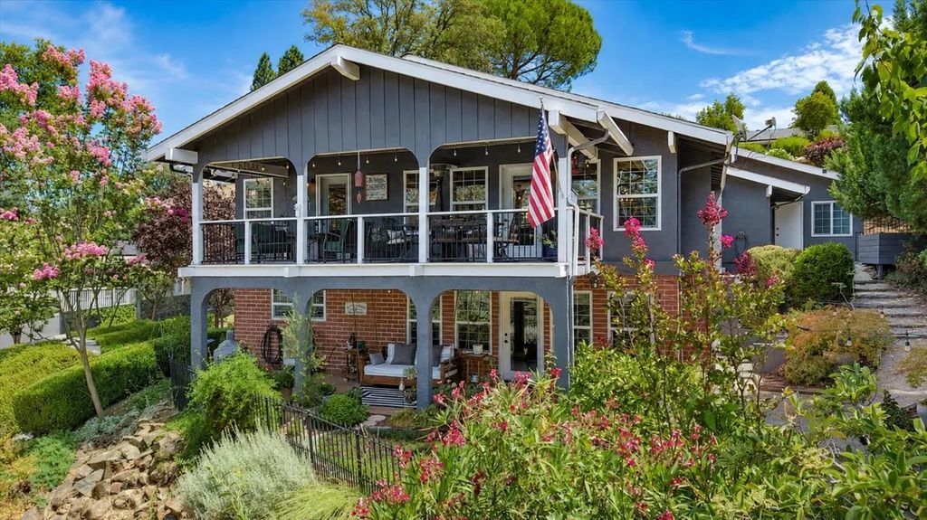12640 Torrey Pines Drive, Auburn