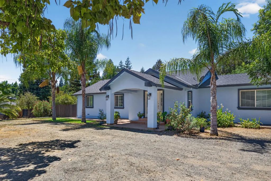 8033 Sunrise Boulevard, Citrus Heights