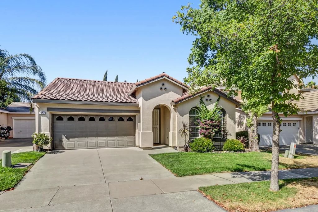 2057 N Bend Drive, Sacramento
