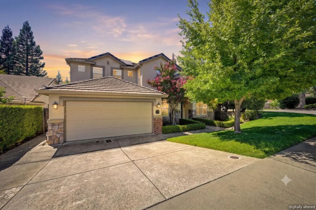 5825 Oak Place Court, Fair Oaks