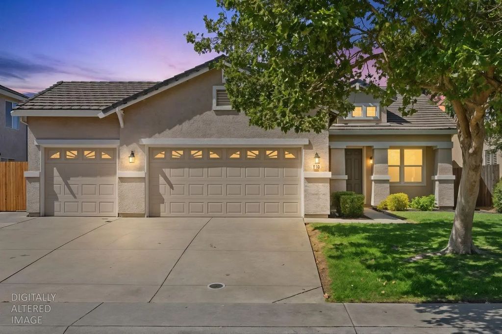 210 Ashwood Court, Lincoln