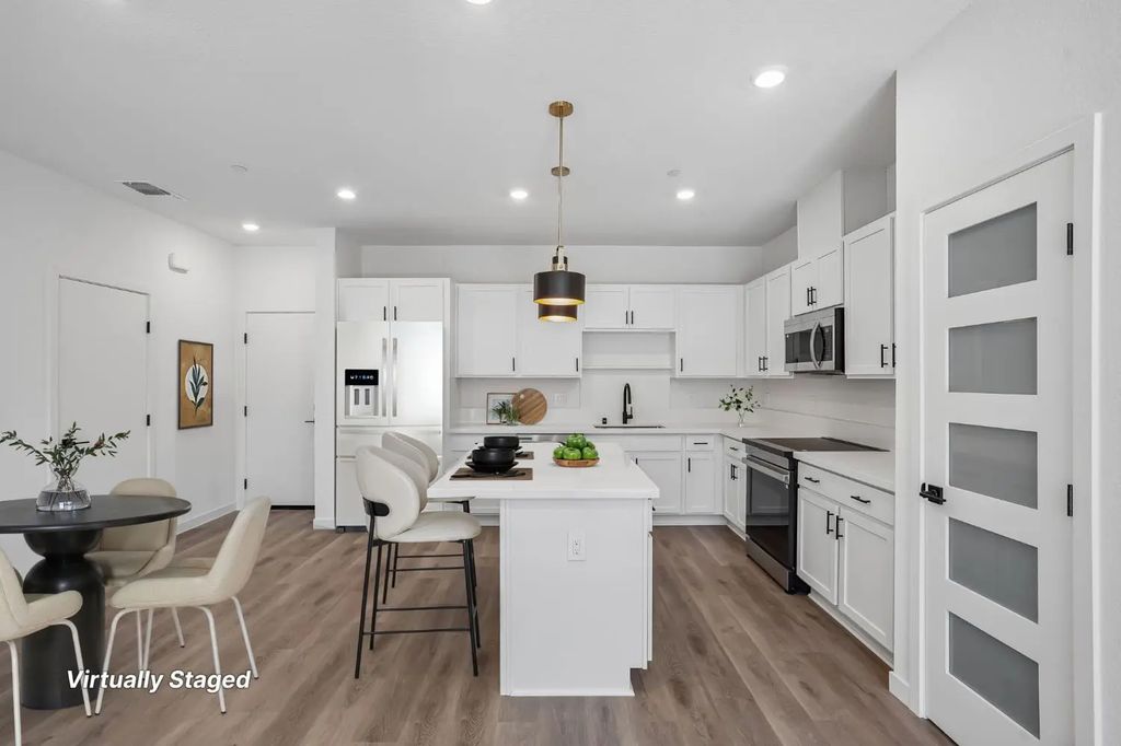 2067 Freya Walk, Sacramento