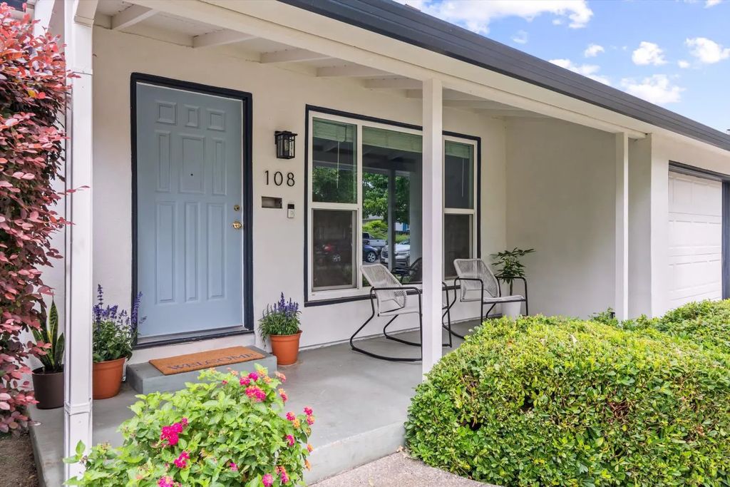 108 Aiken Way, Sacramento