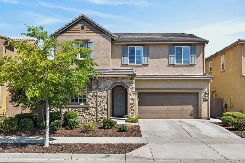 3563 Sardinia Island Way, Sacramento