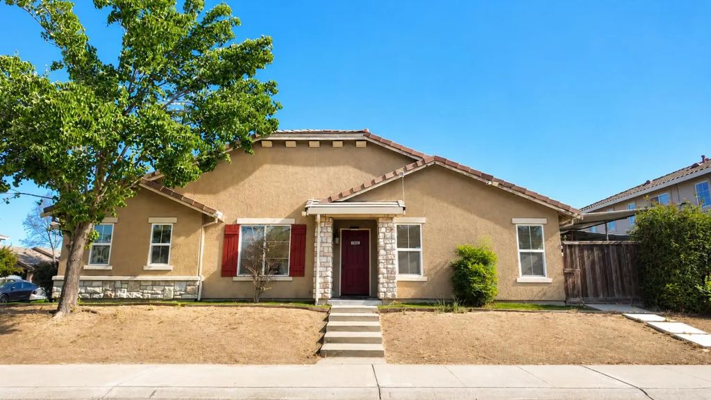 7505 Splendid Way, Elk Grove