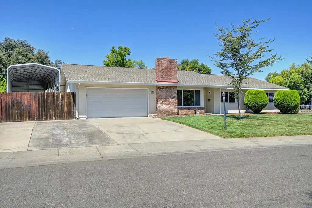 9700 Parktree Way, Elk Grove