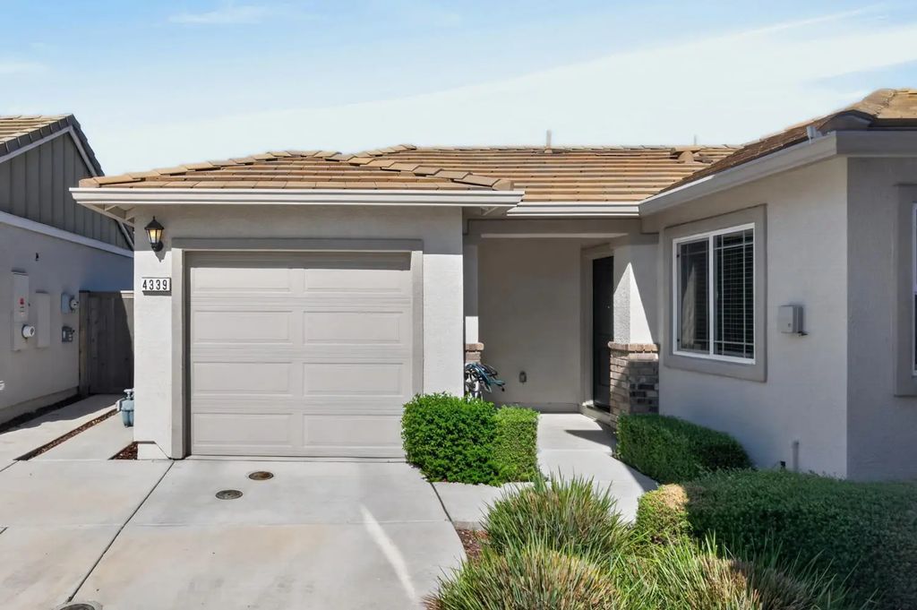 4339 White Ash Lane, Sacramento
