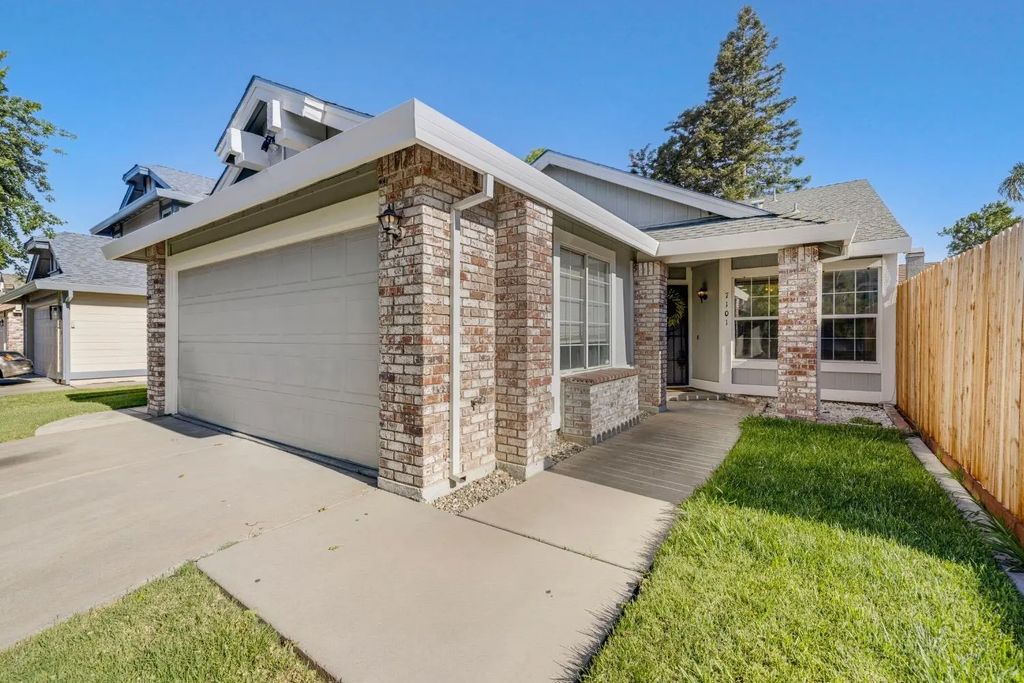 7101 Sutherland Way, Elk Grove